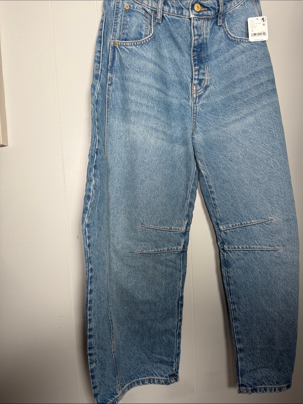 Free people, We The Free Good Luck Mid Rise Barrel Jeans in Ultra Light Beam - Picture 2 of 10